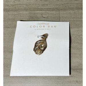 Kendra Scott Vintage Gold Peacock
Feather Necklace